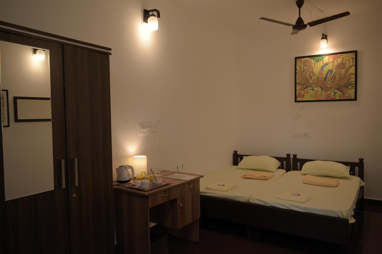 Vretreat Hotel Kokkanisseri Ngoại thất bức ảnh